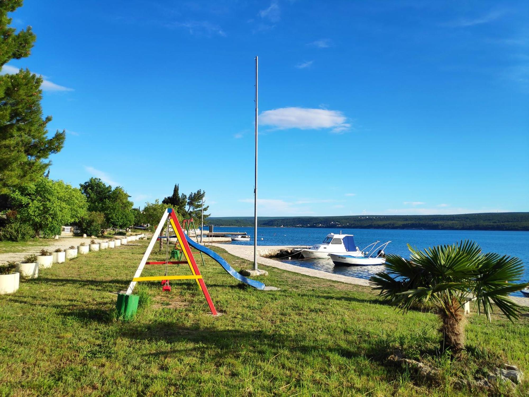 Villa Punta Blava - Beach Front, Ideal For Family Vacation With Kids, Large Terraces With Sea View, Internet, Netflix, No Pets Allowed Obrovac Dış mekan fotoğraf