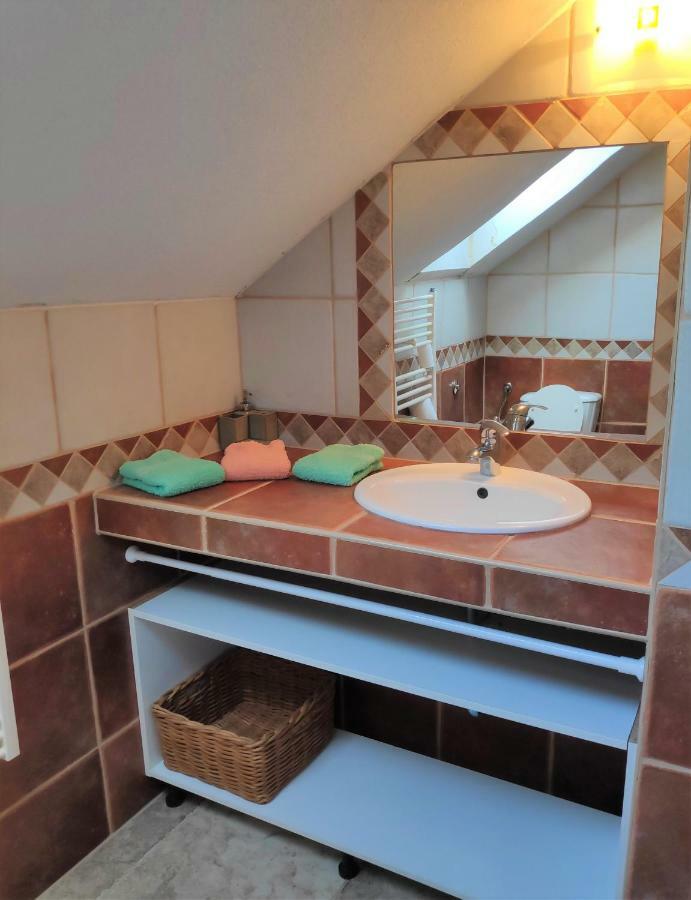 Villa Punta Blava - Beach Front, Ideal For Family Vacation With Kids, Large Terraces With Sea View, Internet, Netflix, No Pets Allowed Obrovac Dış mekan fotoğraf