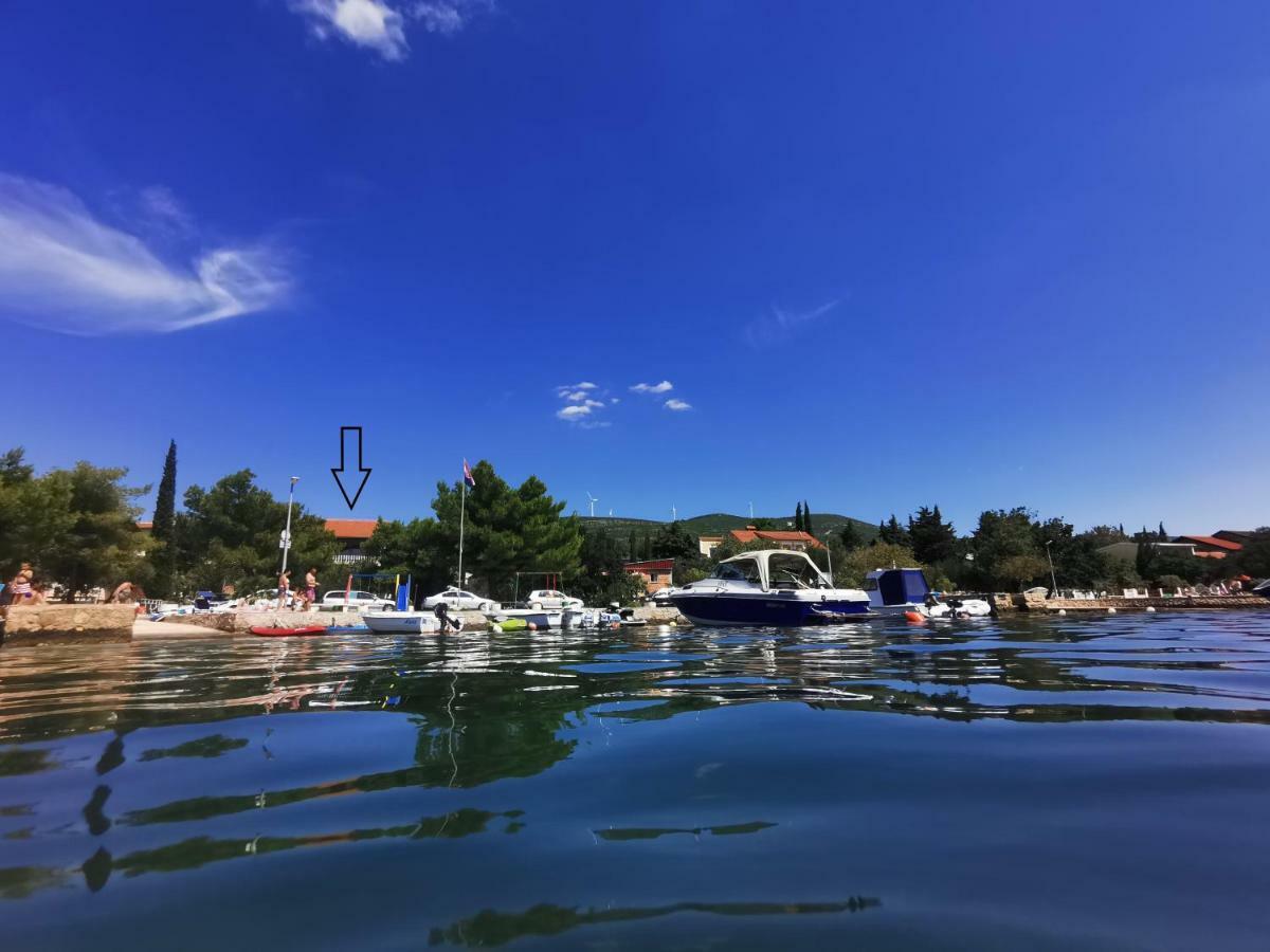 Villa Punta Blava - Beach Front, Ideal For Family Vacation With Kids, Large Terraces With Sea View, Internet, Netflix, No Pets Allowed Obrovac Dış mekan fotoğraf
